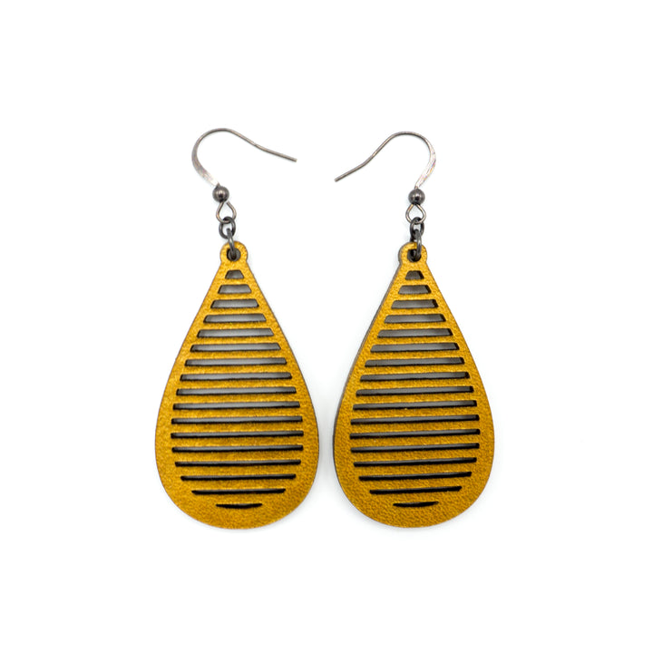 Drop 05 [S] // Leather Earrings - Gold - LIGHT RAZOR DESIGN STUDIO