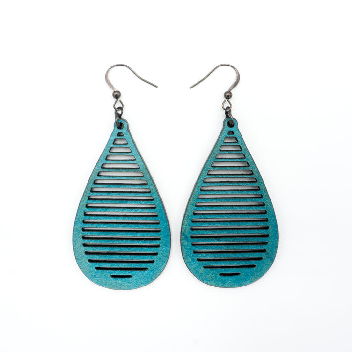 Drop 05 [L] // Leather Earrings - Turquoise Pearl - LIGHT RAZOR DESIGN STUDIO