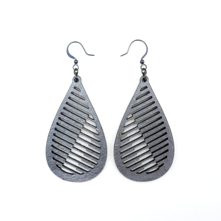 Drop 06 [L] // Leather Earrings - Silver - LIGHT RAZOR DESIGN STUDIO