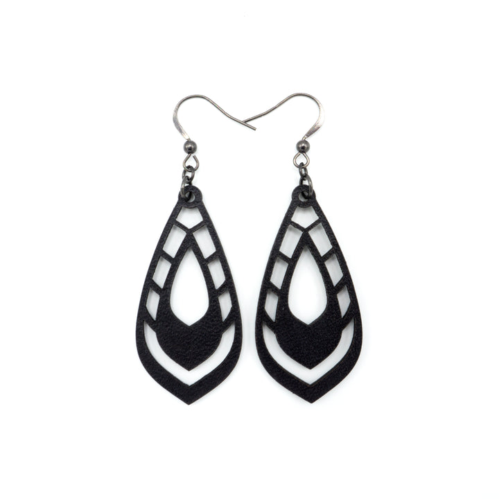 Gem Point 04 [M] // Leather Earrings - Black - LIGHT RAZOR DESIGN STUDIO