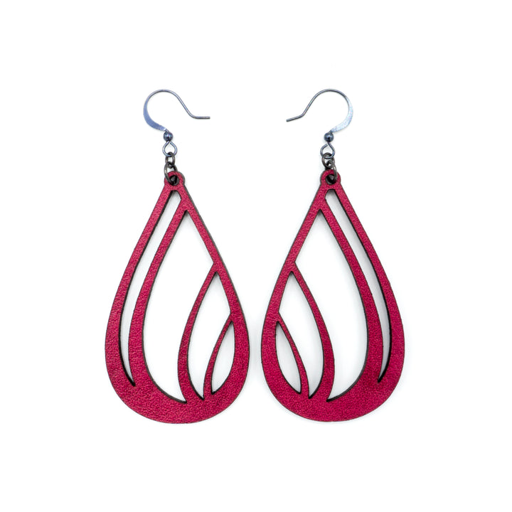 Drop 03 [L] // Leather Earrings - Fuchsia - LIGHT RAZOR DESIGN STUDIO