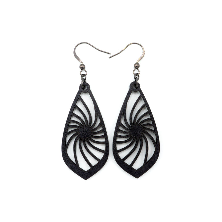 Gem Point 03 [M] // Leather Earrings - Black - LIGHT RAZOR DESIGN STUDIO