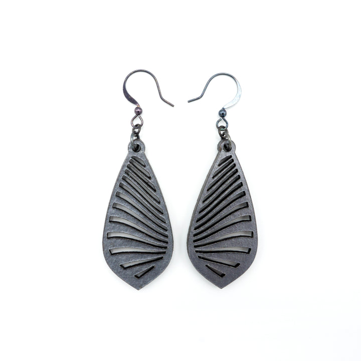 Gem Point 09 [S] // Leather Earrings - Silver - LIGHT RAZOR DESIGN STUDIO