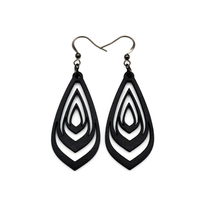 Gem Point 07 [M] // Leather Earrings - Black - LIGHT RAZOR DESIGN STUDIO