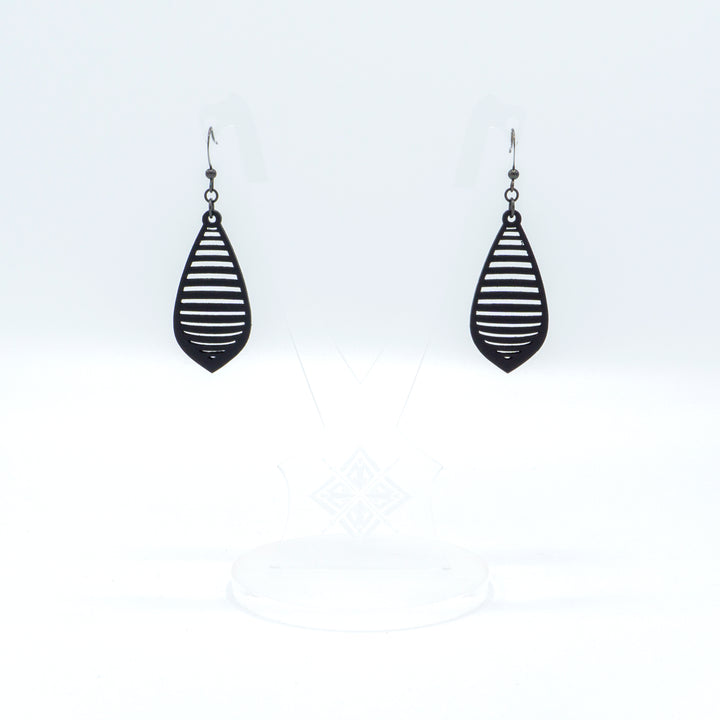Gem Point 12 [S] // Leather Earrings - Black - LIGHT RAZOR DESIGN STUDIO