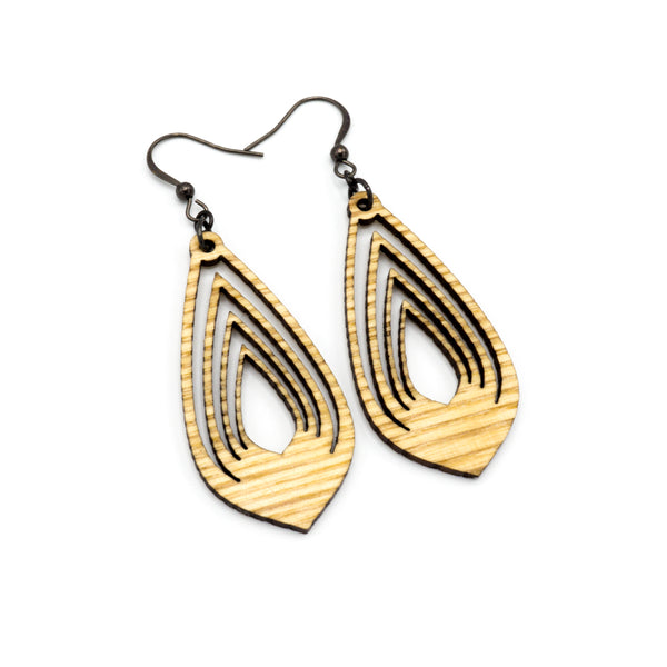 Gem Point 08 [M] // Wood Earrings - Ash - LIGHT RAZOR DESIGN STUDIO
