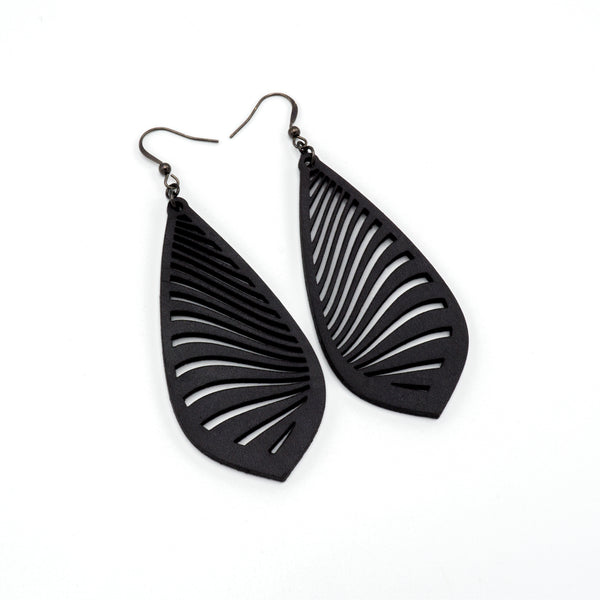 Gem Point 09 [L] // Leather Earrings - Black - LIGHT RAZOR DESIGN STUDIO