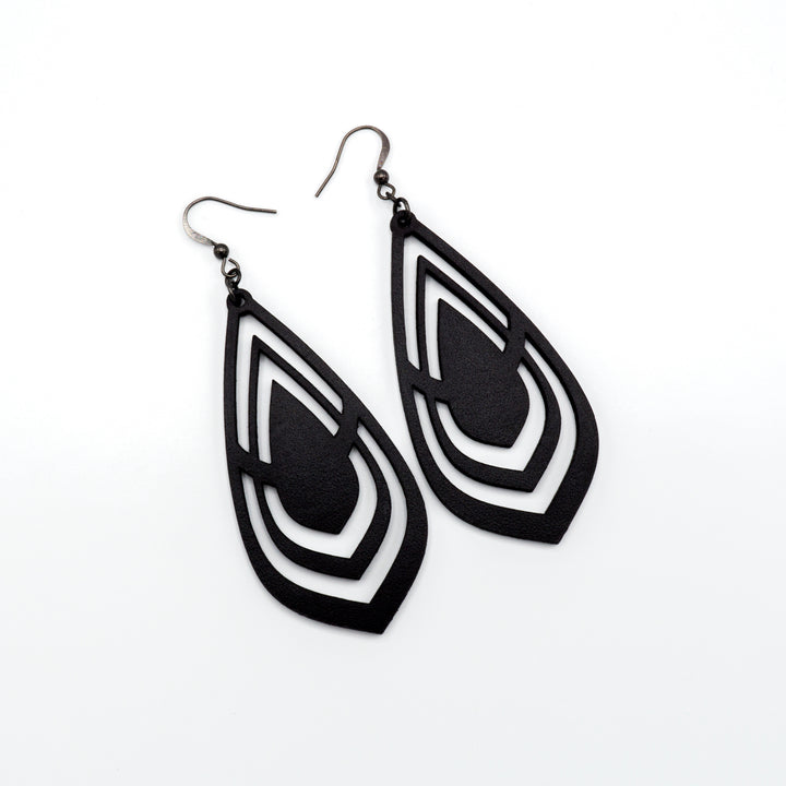 Gem Point 06 [L] // Leather Earrings - Black - LIGHT RAZOR DESIGN STUDIO
