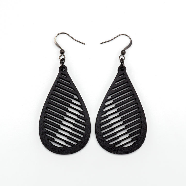 Drop 06 [S] // Leather Earrings - Black - LIGHT RAZOR DESIGN STUDIO