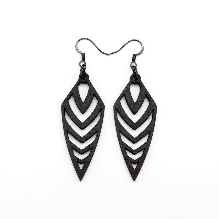 Arrowhead 03 [S] // Leather Earrings - Black - LIGHT RAZOR DESIGN STUDIO