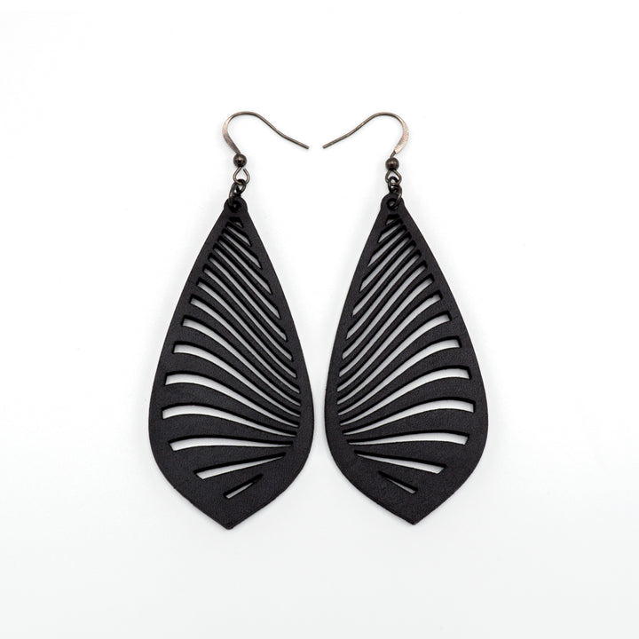 Gem Point 09 [L] // Leather Earrings - Black - LIGHT RAZOR DESIGN STUDIO