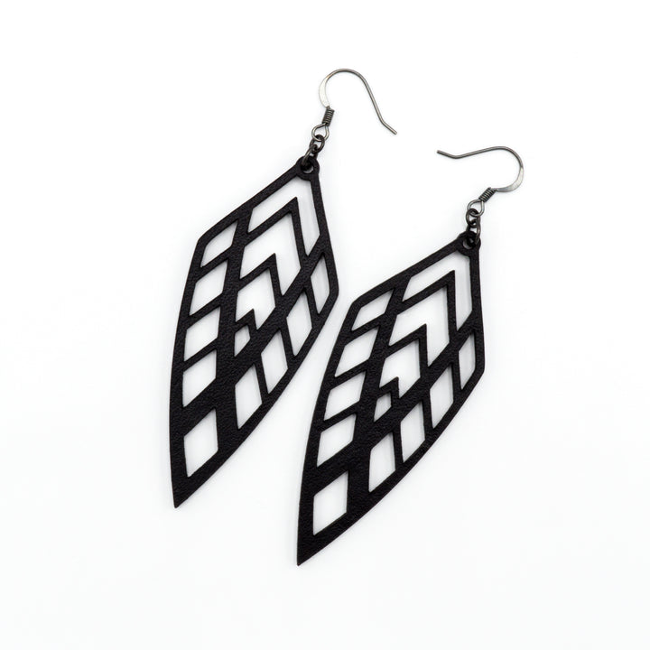 Arrowhead 02 [L] // Leather Earrings - Black - LIGHT RAZOR DESIGN STUDIO