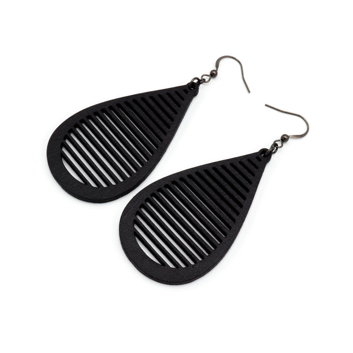 Drop 04 [L] // Leather Earrings - Black - LIGHT RAZOR DESIGN STUDIO