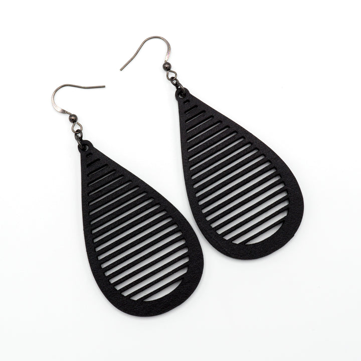 Drop 04 [L] // Leather Earrings - Black - LIGHT RAZOR DESIGN STUDIO