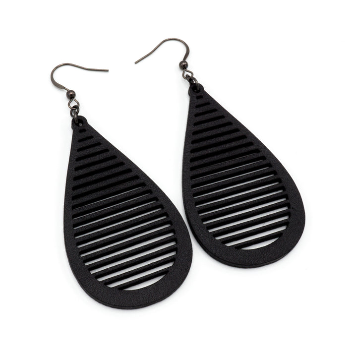 Drop 04 [L] // Leather Earrings - Black - LIGHT RAZOR DESIGN STUDIO