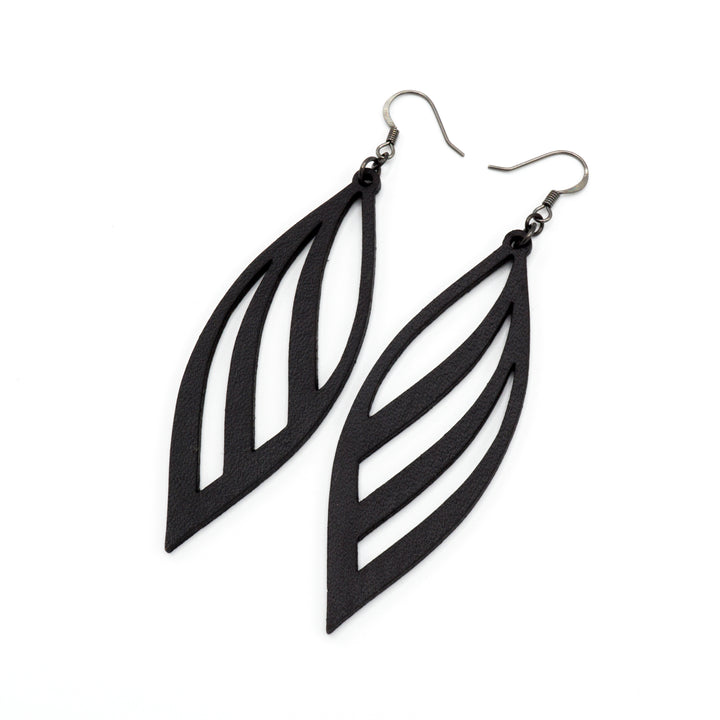 Petal 01 [L] // Leather Earrings - Black - LIGHT RAZOR DESIGN STUDIO