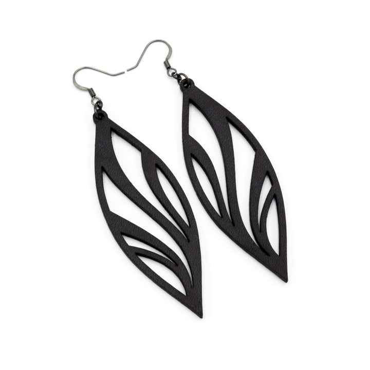 Petal 02 [L] // Leather Earrings - Black - LIGHT RAZOR DESIGN STUDIO