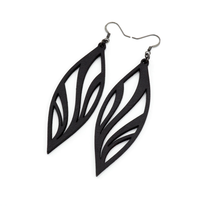 Petal 02 [L] // Leather Earrings - Black - LIGHT RAZOR DESIGN STUDIO