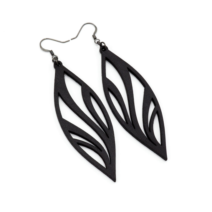 Petal 02 [L] // Leather Earrings - Black - LIGHT RAZOR DESIGN STUDIO
