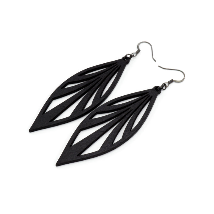 Petal 03 [L] // Leather Earrings - Black - LIGHT RAZOR DESIGN STUDIO