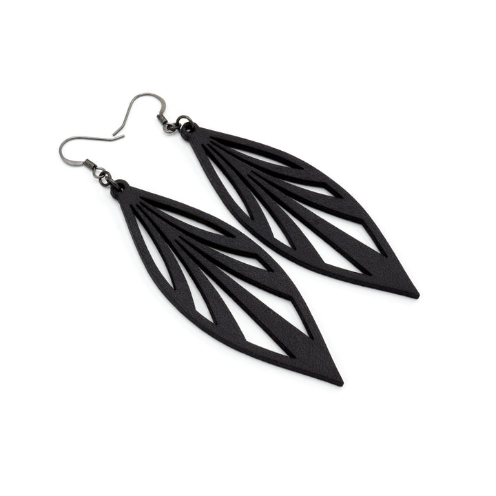 Petal 03 [L] // Leather Earrings - Black - LIGHT RAZOR DESIGN STUDIO