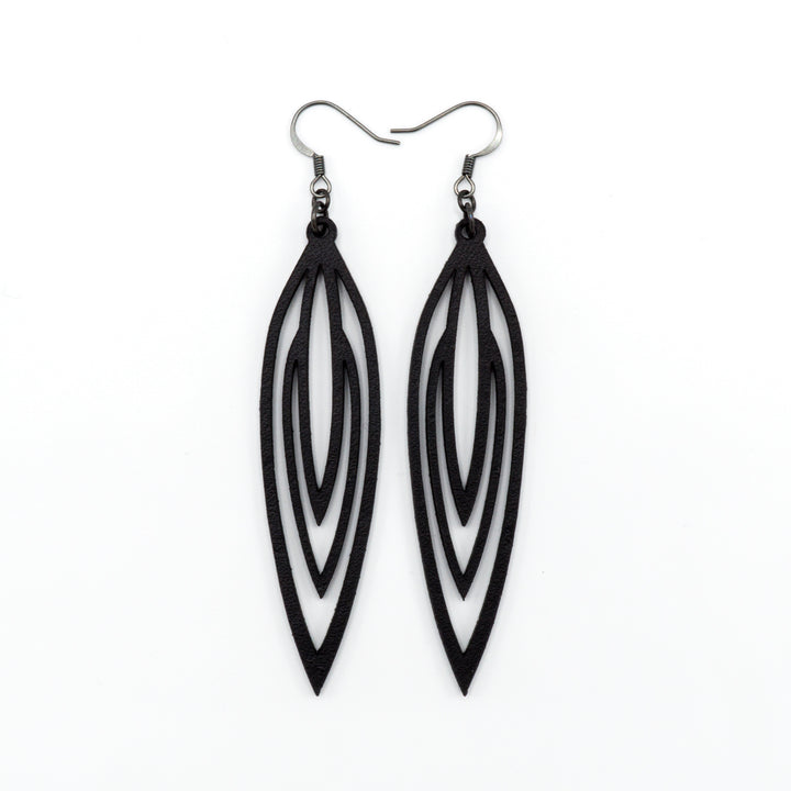 Totem 01 [L] // Leather Earrings - Black - LIGHT RAZOR DESIGN STUDIO